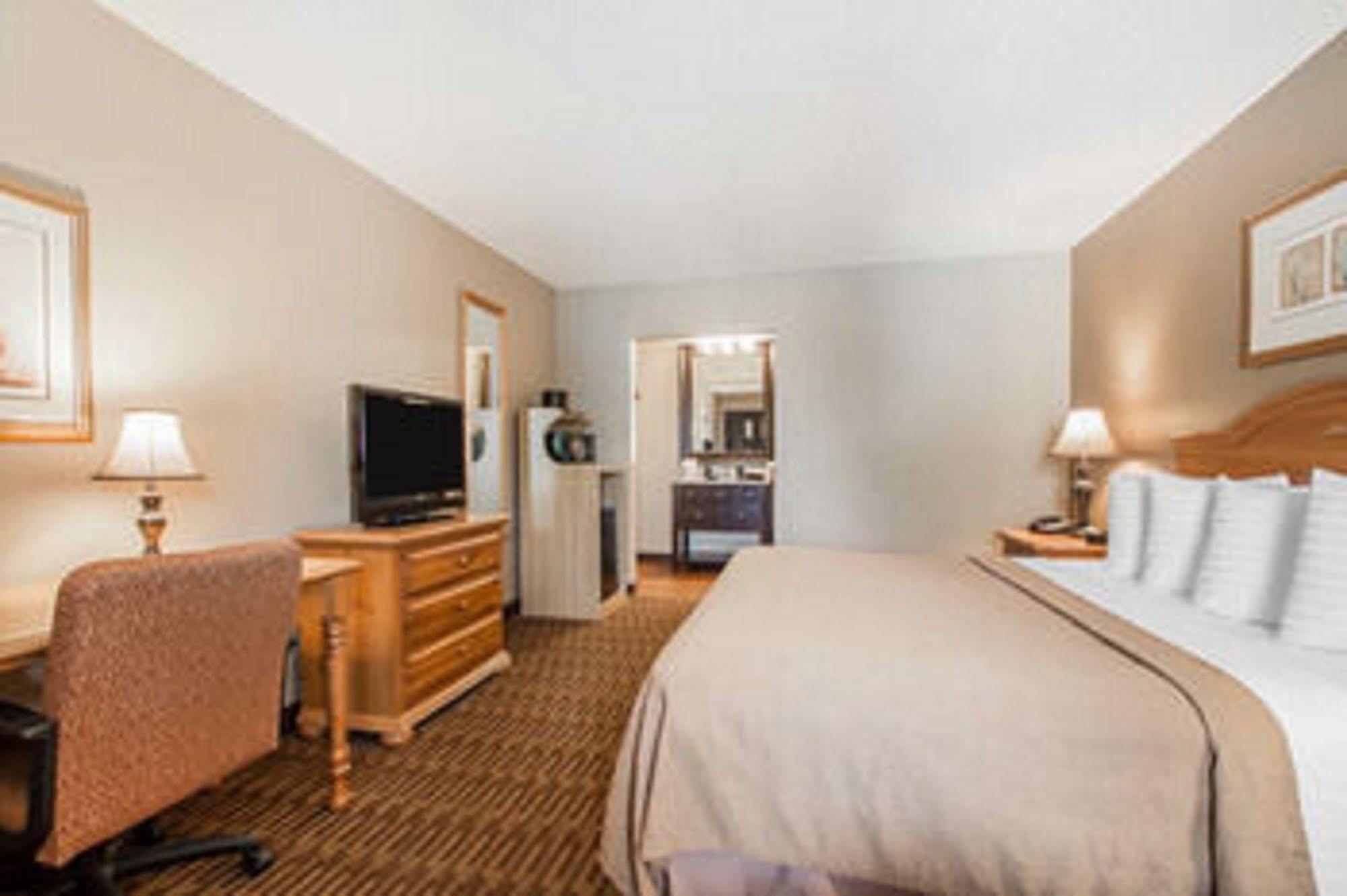 Quality Inn Us65 & E Battlefield Rd Springfield Exterior foto